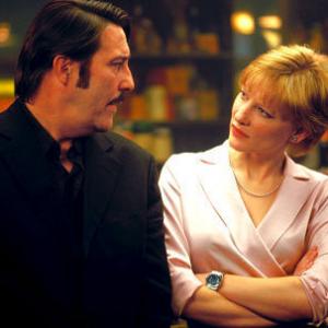 Still of Cate Blanchett and Ciarn Hinds in Veronica Guerin 2003