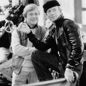 Still of Paul Hogan and John Cornell in Almost an Angel (1990)