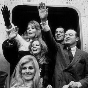 173-444 Bob Hope and Ann-Margret departing for Vietnam on 18th Annual Christmas USO Tour