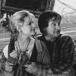 Still of Robin Williams and Bonnie Hunt in Jumanji 1995