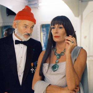 Still of Bill Murray and Anjelica Huston in The Life Aquatic with Steve Zissou (2004)