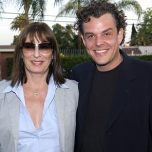Anjelica Huston and Danny Huston at event of Ivansxtc 2000