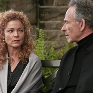 Still of Amy Irving and Ron Rifkin in Alias 2001