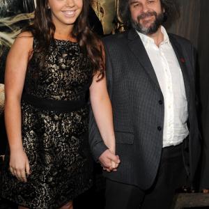 Peter Jackson and Katie Jackson at event of Hobitas Smogo dykyne 2013
