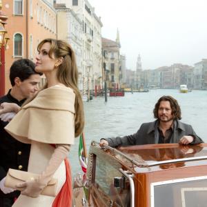 Still of Johnny Depp and Angelina Jolie in Turistas 2010