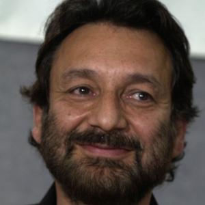 Shekhar Kapur at event of The Four Feathers (2002)