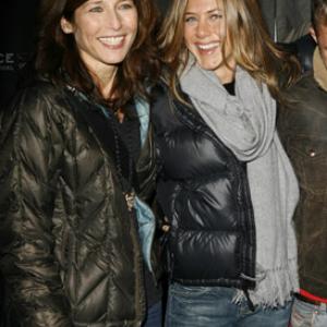 Jennifer Aniston and Catherine Keener at event of Friends with Money 2006