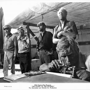 Still of James Stewart Richard Attenborough George Kennedy and Hardy Krger in Fenikso skrydis 1965