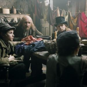 Still of Ben Kingsley, Harry Eden and Barney Clark in Oliver Twist (2005)