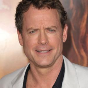 Greg Kinnear at event of The Last Song 2010