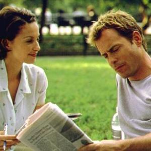Still of Ashley Judd and Greg Kinnear in Someone Like You... (2001)