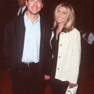 Greg Kinnear and Helen Labdon at event of Midnight in the Garden of Good and Evil 1997