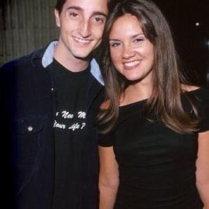 Charlie Korsmo and Sara Marsh at event of Loser 2000