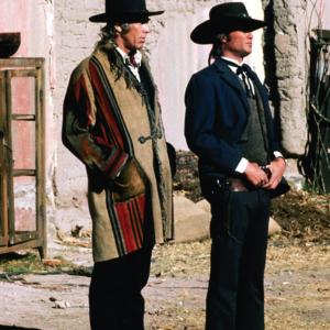 Still of James Coburn and Kris Kristofferson in Pat Garrett & Billy the Kid (1973)