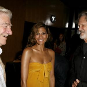 Seymour Cassel and Kris Kristofferson at event of The Wendell Baker Story (2005)