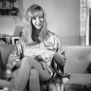 Still of Lisa Kudrow in Lucky Numbers 2000
