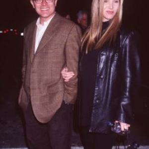Lisa Kudrow at event of Kissing a Fool (1998)