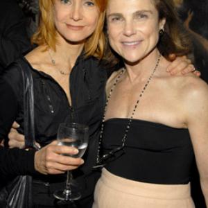 Swoosie Kurtz and Tovah Feldshuh at event of A Guide to Recognizing Your Saints 2006