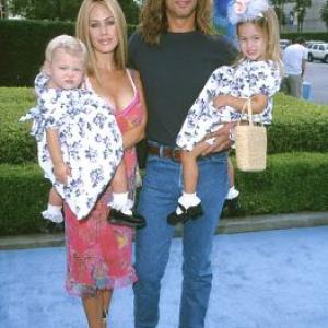Lorenzo Lamas at event of Blue's Big Musical Movie (2000)