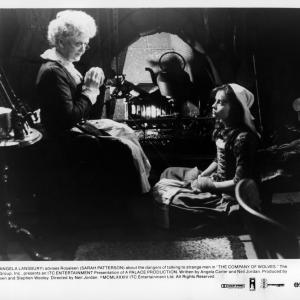 Still of Angela Lansbury and Sarah Patterson in The Company of Wolves 1984