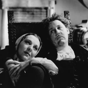 Still of Charles Laughton and Elsa Lanchester in Rembrandt 1936