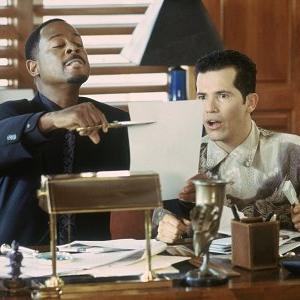 Still of John Leguizamo and Martin Lawrence in Whats the Worst That Could Happen? 2001