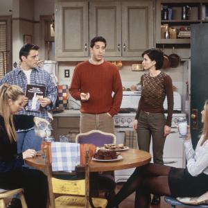 Still of Jennifer Aniston, Courteney Cox, Lisa Kudrow, Matt LeBlanc and David Schwimmer in Draugai (1994)