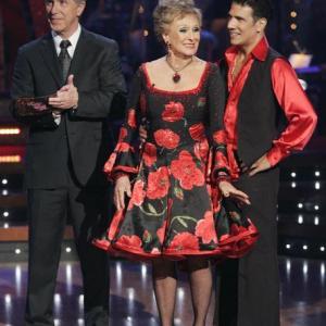 Still of Cloris Leachman and Tom Bergeron in Dancing with the Stars 2005