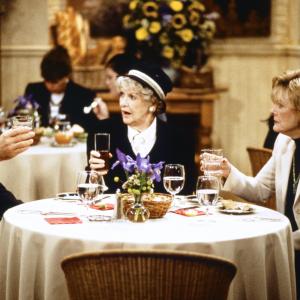 Still of John Lithgow Jane Curtin and Elaine Stritch in Trecias luitas nuo saules 1996