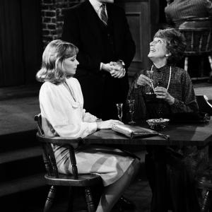 Still of Kelsey Grammer, Shelley Long and Nancy Marchand in Cheers (1982)