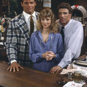 Still of Ted Danson, Shelley Long and Fred Dryer in Cheers (1982)