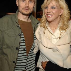 Courtney Love and Billy Corgan at event of Freedom Writers 2007