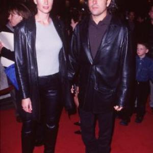 Kelly Lynch and Mitch Glazer at event of The Man Who Knew Too Little 1997