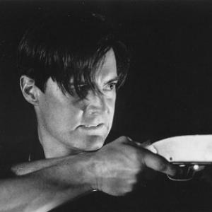 Still of Kyle MacLachlan in The Trigger Effect (1996)