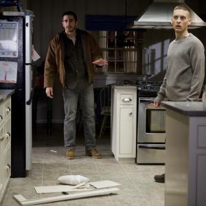 Still of Tobey Maguire and Jake Gyllenhaal in Brothers 2009