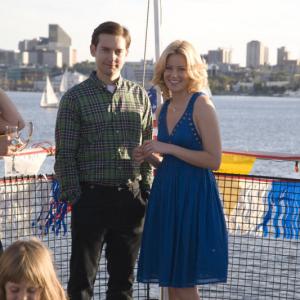 Still of Tobey Maguire and Elizabeth Banks in The Details (2011)