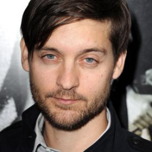 Tobey Maguire at event of Country Strong 2010