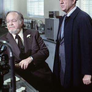 Still of Karl Malden and Woodrow Parfrey in The Streets of San Francisco (1972)