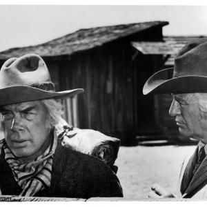 Still of Lee Marvin and Jim Davis in Monte Walsh (1970)