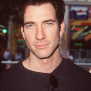 Dylan McDermott at event of The Rugrats Movie 1998