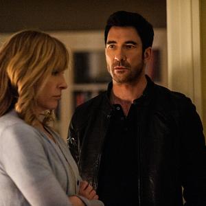 Still of Toni Collette and Dylan McDermott in Hostages (2013)