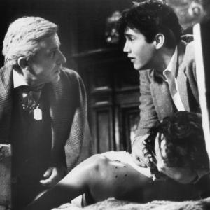 Still of Roddy McDowall and William Ragsdale in Fright Night 1985