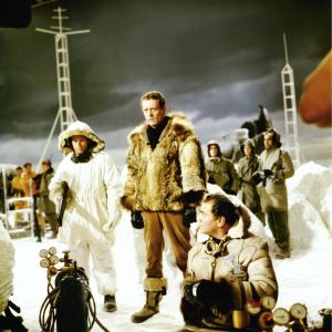 Still of Ernest Borgnine and Patrick McGoohan in Ice Station Zebra 1968