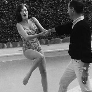 Mary Tyler Moore at home with husband Grant Tinker c 1965