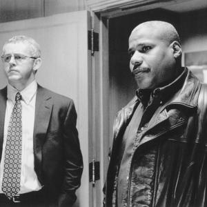 Still of David Morse and Bill Nunn in Extreme Measures 1996