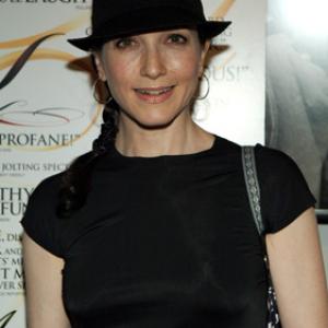 Bebe Neuwirth at event of The Aristocrats (2005)
