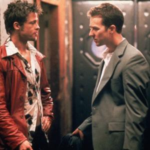 Still of Brad Pitt and Edward Norton in Kovos klubas 1999