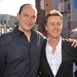 Edward Norton and Louis Leterrier at event of Nerealusis Halkas 2008