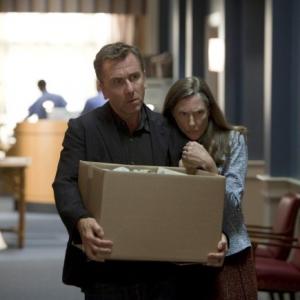 Still of Tim Roth and Annette OToole in Melo teorija 2009