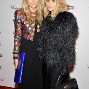 Ashley Olsen and MaryKate Olsen at event of Nine 2009